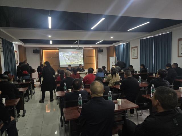 开元棋牌在线时尚分类添活力“绣”美蓉城共